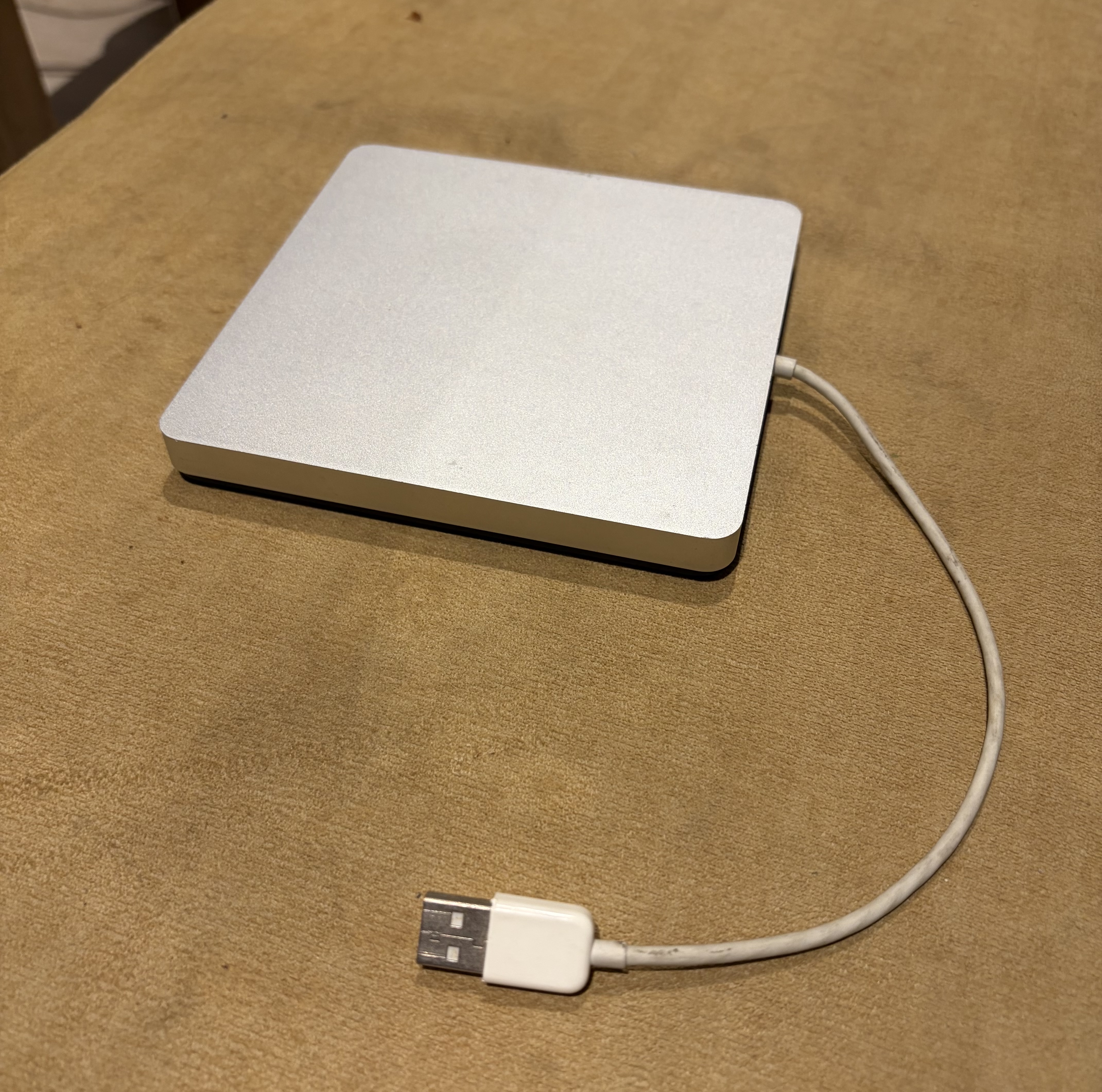 Apple SuperDrive (Modelo A1270) 2
